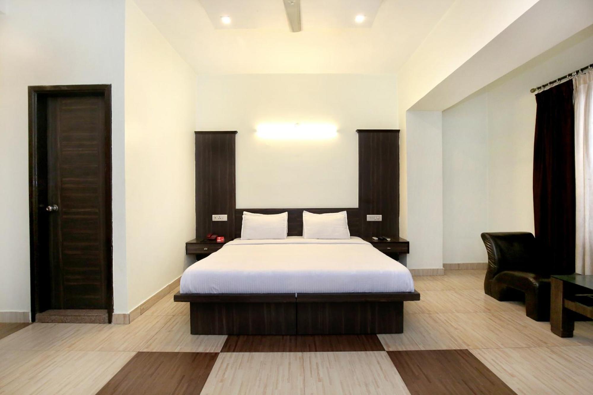 Oyo 9243 Trumpets Hotel Amritsar Luaran gambar